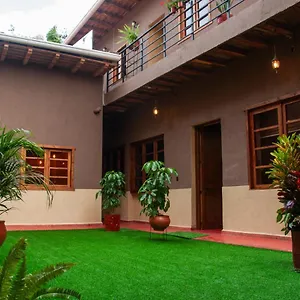 Rustic House Hotel